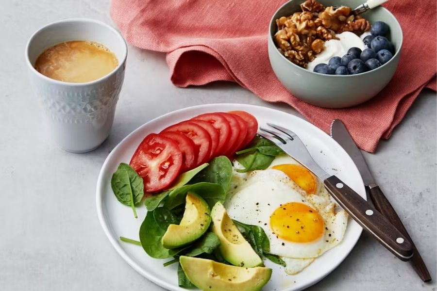 Cyclical low carb luân phiên giữa ngày ăn ít và ngày ăn nhiều tinh bột Cyclical low carb luân phiên giữa ngày ăn ít và ngày ăn nhiều tinh bột